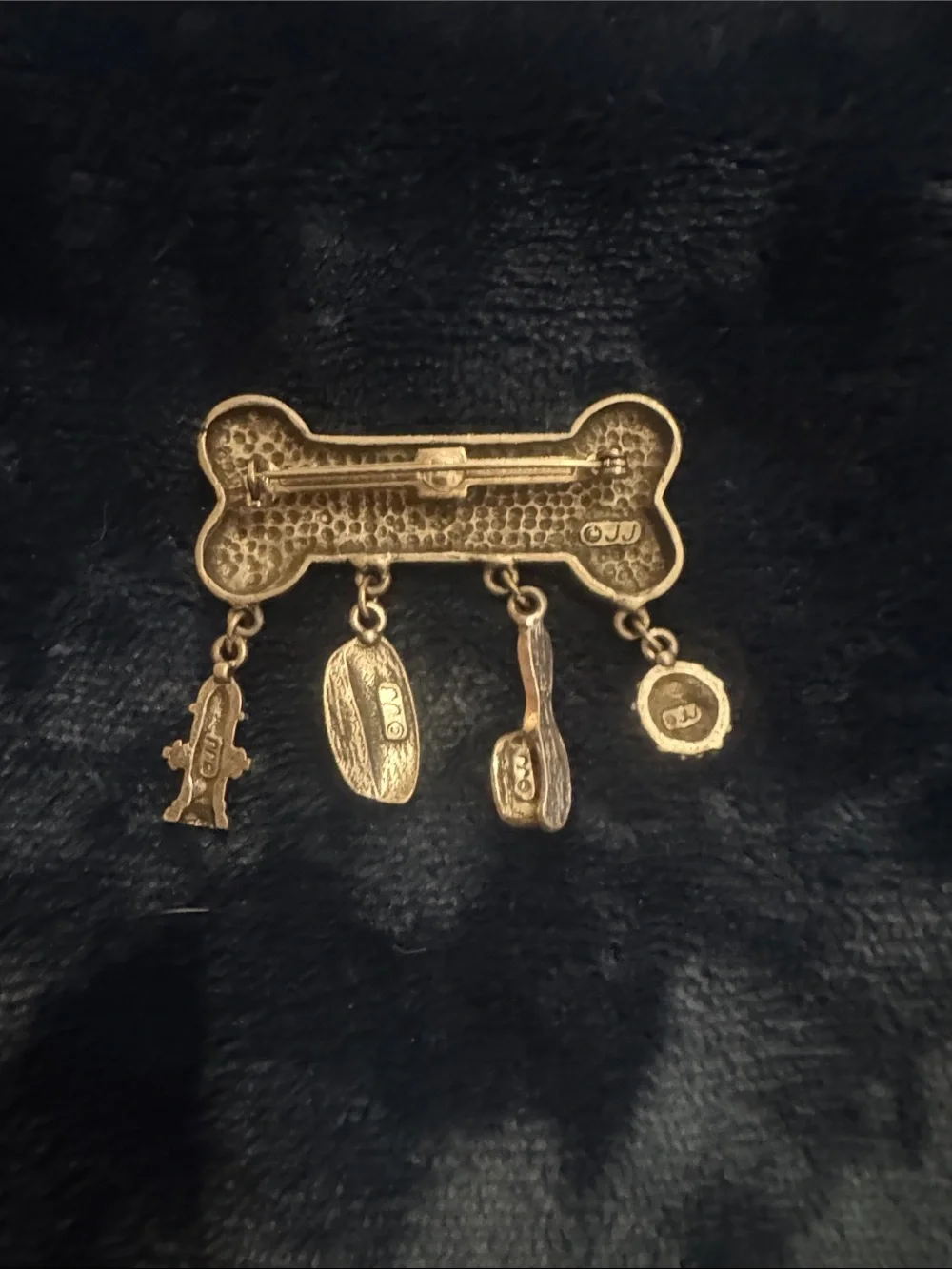 Silver tone Dog Bone Charm Brooch with Dog Collar & Toy Charms - Picture 2 of 2